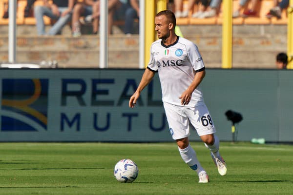 Stanislav Lobotka je oporou Neapolu i slovenskej reprezentácie.