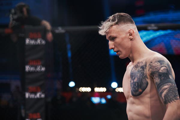 Český MMA bojovník Adam Król