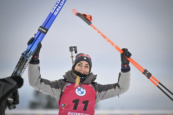 Z víťazstva vo vytrvalostných pretekoch sa v Östersunde radovala Lisa Vittozziová.