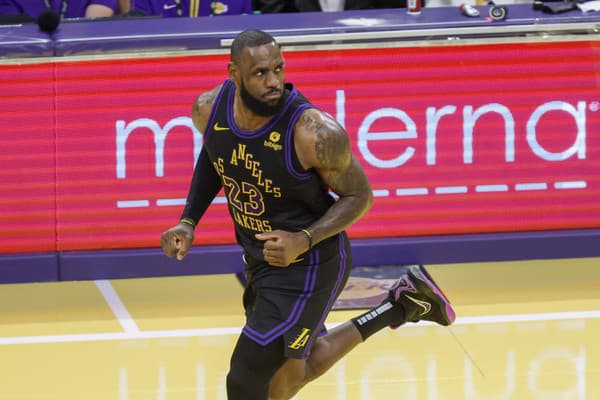 LeBron James utrpel najvyššiu prehru vo svojej kariére. 