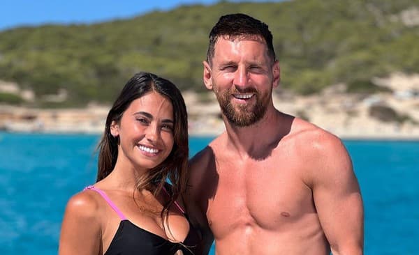 Lionel Messi a Antonella Roccuzzová.