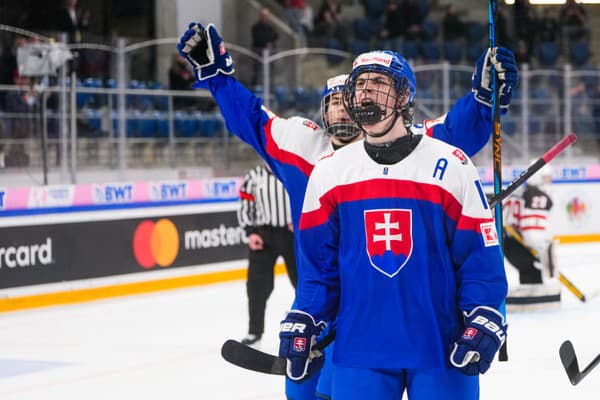 Útočník Dalibor Dvorský bol v lete najvyššie draftovaným Slovákom z 10. miesta a nebude na šampionáte chýbať.