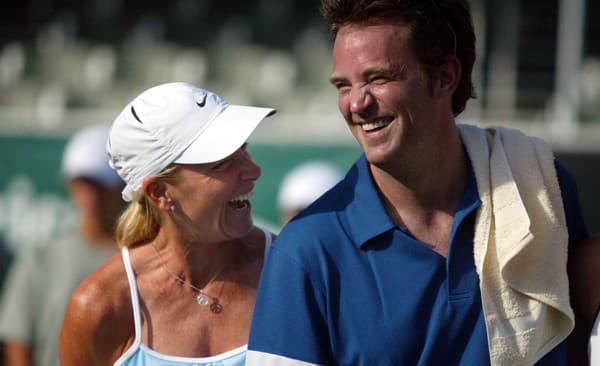 Tenisová legenda Chris Evertová a herec Matthew Perry