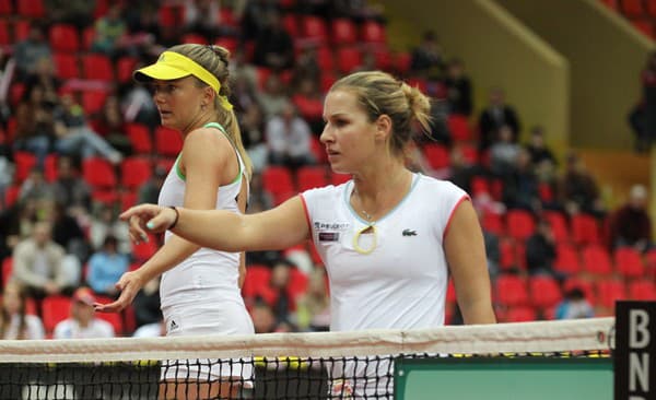 Daniela Hantuchová (vľavo) a Dominika Cibulková boli dlho líderkami slovenského fedcupového tímu.