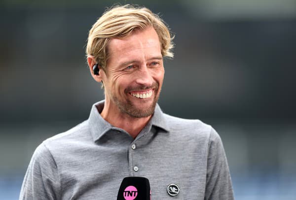 Legendárny anglický futbalista Peter Crouch.