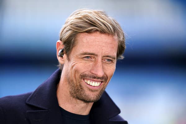 Legendárny anglický futbalista Peter Crouch.