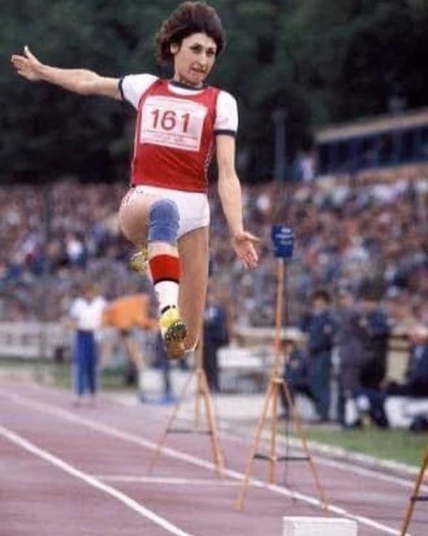 Galina Čisťakovová sa narodila na Ukrajine, no už roky žije na Slovensku, za ktoré štartovala aj na OH v Atlante.