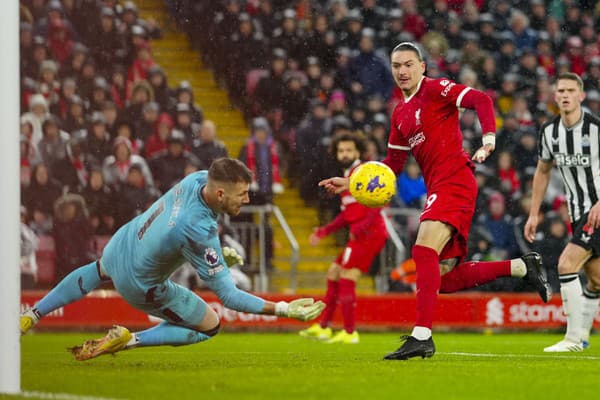 Liverpool sa na tretí pokus dočkal víťazstva na svojom štadióne.