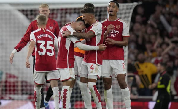 Futbalisti Arsenalu Londýn zdolali Liverpool 3:1.