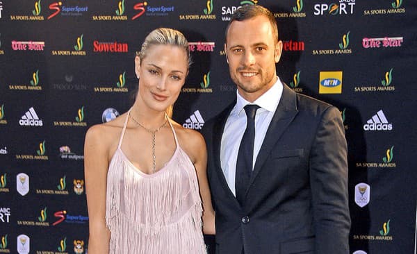 Pistorius si odpykal trest za vraždu priateľky Steenkampovej.