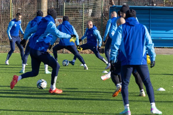 Futbalisti Slovana začali zimnú prípravu aj so svojou najväčšou hviezdou Čavričom.