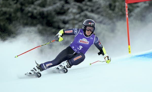 Sara Hectorová vyhrala obrovský slalom v Jasnej.