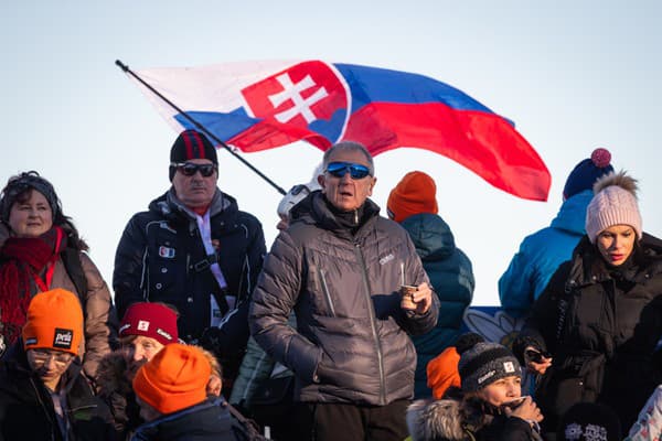 Slovenskí fanúšikovia v Jasnej.