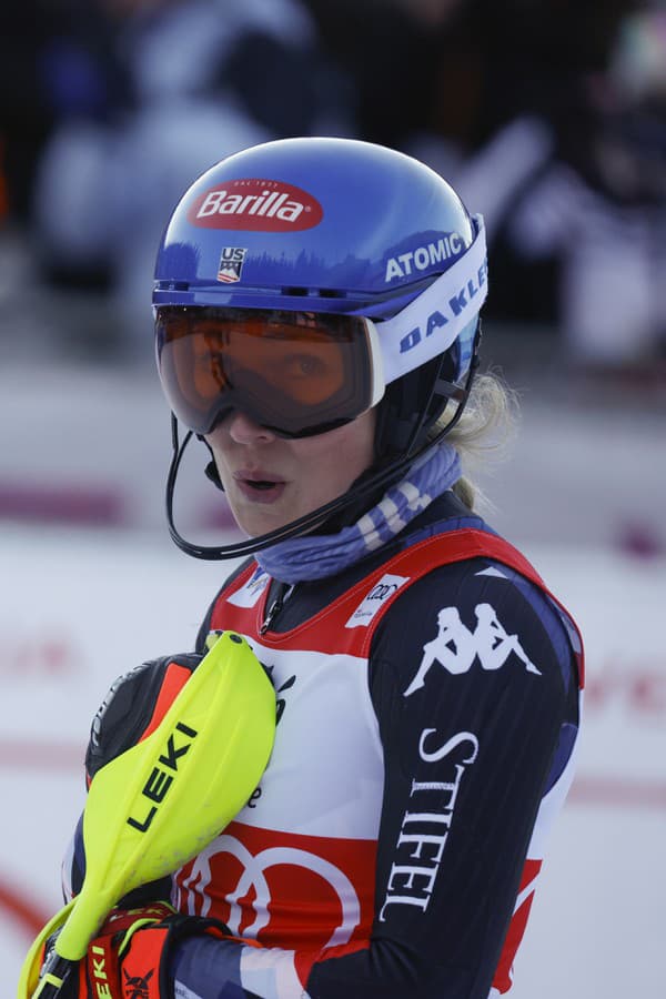 Mikaela Shiffrinová mala desivý pád v zjazde. 