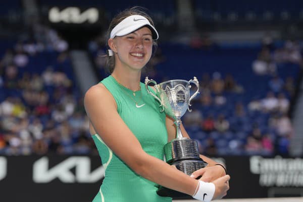 Renáta Jamrichová triumfovala vo dvojhre junioriek na grandslamovom Australian Open.