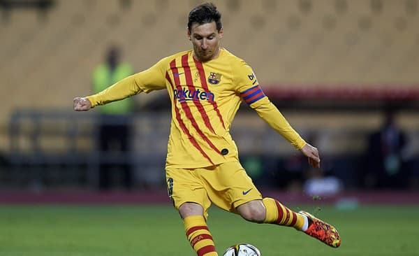 Lionel Messi pôsobil v tíme FC Barcelona počas 17 sezón.