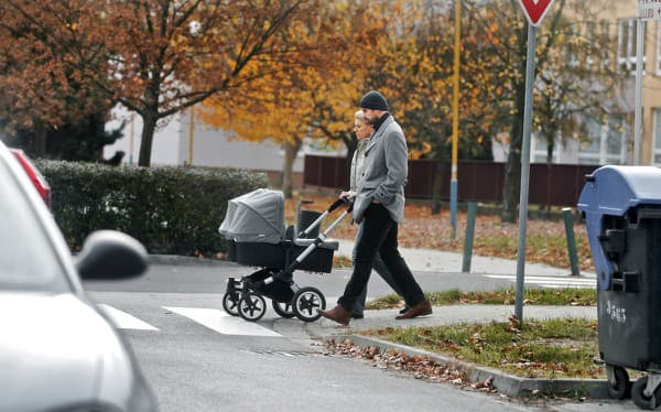 Juraj sa snaží každú voľnú chvíľu stráviť s Jerguškom a Amálkou