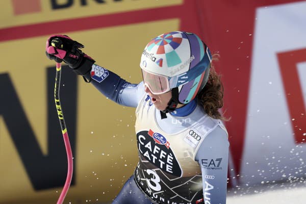 Talianska lyžiarka Marta Bassinová zaknihovala premiérový triumf v zjazde vo Svetovom pohári.