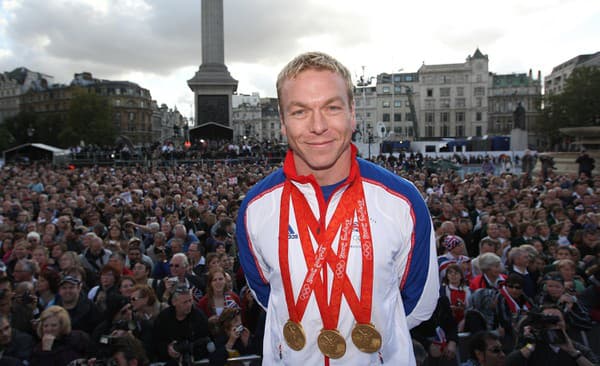 Šesťnásobný olympijský šampión Chris Hoy bojuje s rakovinou.