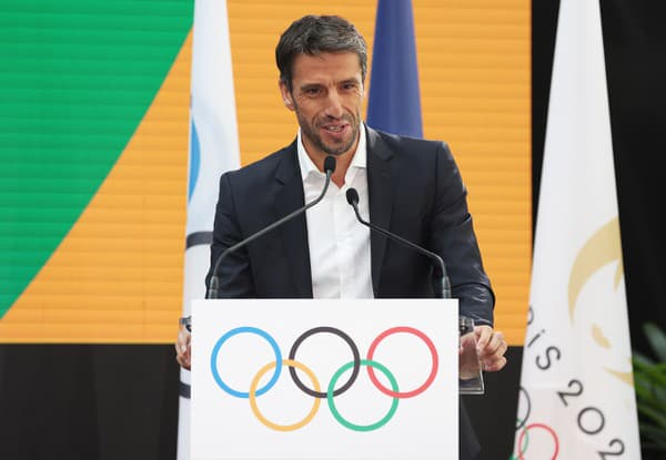 Tony Estanguet je od začiatku tvárou parížskej olympiády.