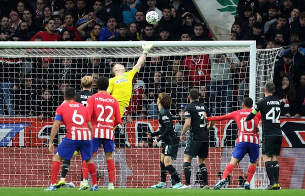 Joe Hart sa chystá po skončení prebiehajúcej sezóny ukončiť hráčsku kariéru.