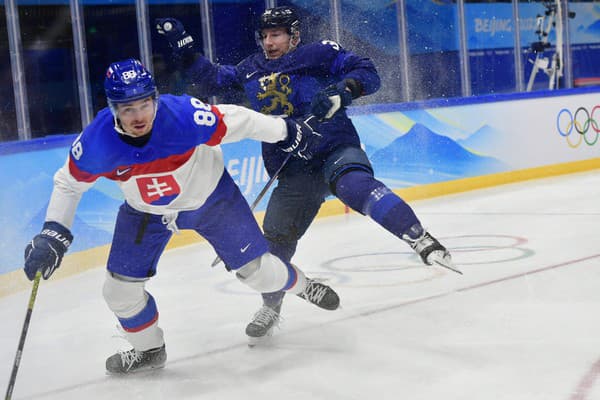 Slovenský hokejista Kristián Pospíšil v reprezentačnom drese.