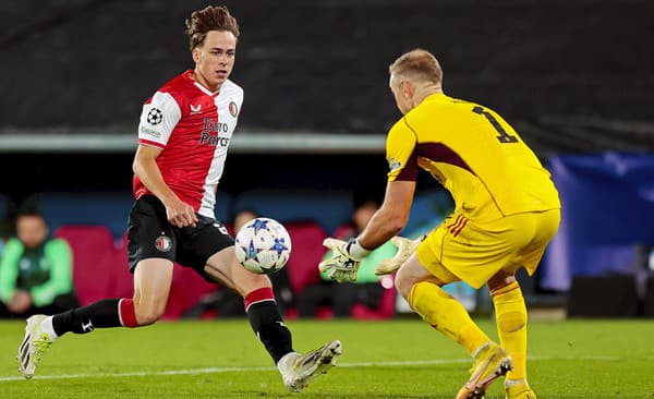 Leo Sauer (vľavo) v drese Feyenoordu Rotterdam.