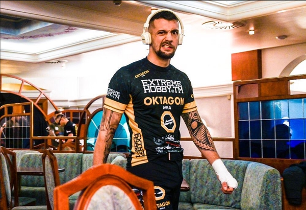 Český bojovník MMA Jaroslav Jartim bojoval aj v organizácii OKTAGON MMA.