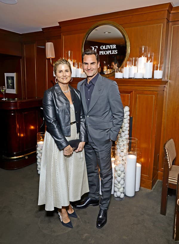 Pri Federerovi sa ukázala aj manželka Mirka.