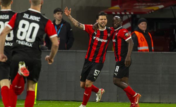 Gólová radosť hráčov FC Spartak Trnava, sprava Philip Azango a Michal Ďuriš 