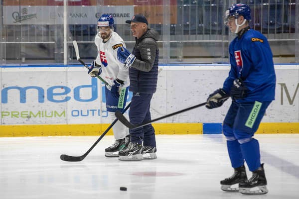Tréner Ramsay nemal žiadneho hráča z KHL na zraze pred MS, ktorý začal v pondelok v Humennom.