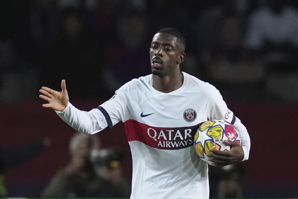 Na snímke útočník PSG Ousmane Dembele oslavujue svoj gól.