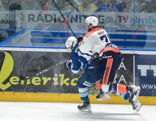 Arbitri si počas finále slovenskej Tipos extraligy dajú pozor na simulovanie.