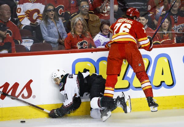 Martin Pospíšil z Calgary Flames patrí k najtvrdším hráčom NHL.