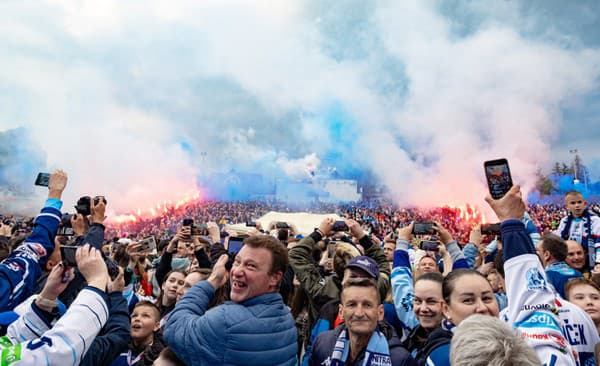 Amfiteáter pod Zoborom sa naplnil fanúšikmi. 