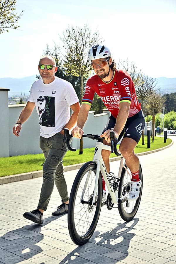 Peter Sagan sa ukázal vo farbách nového tímu Pierre Baguette.