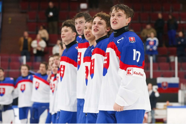 V sobotu od 13.00 SELČ bude chcieť vo fínskom meste Espoo odplatiť zámorským rovesníkom vlaňajšiu prehru 1:7.