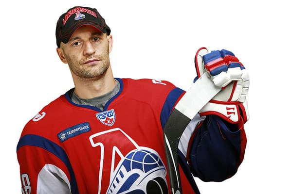 Pavol Demitra (†36).