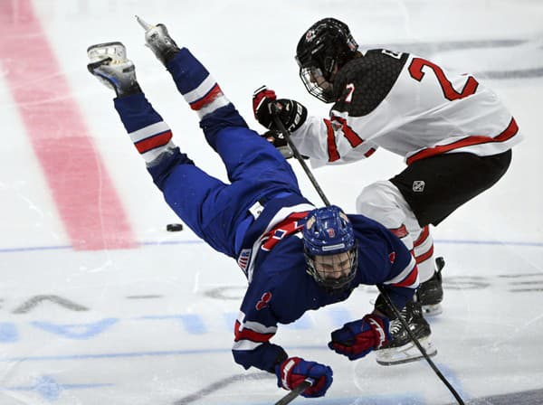 Hráči Kanady zdolali vo finále MS U18 hokejistov Ameriky výsledkom 6:4.