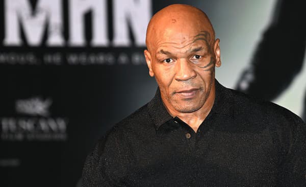 Americký boxer Mike Tyson.