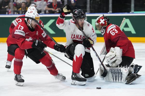 Semifinále medzi Kanadou a Švajčiarskom rozhodli až samostné nájazdy.