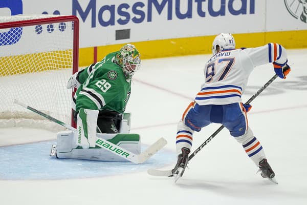 Útočník Edmontonu Connor McDavid je najväčšou hviezdou nielen svojho tímu.