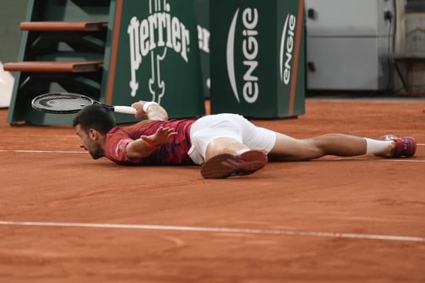 Novak Djokovič postúpil do štvrťfinále Roland Garros.