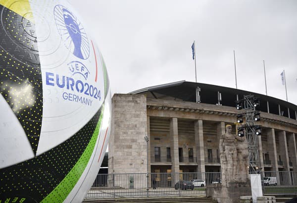 Olympijský štadión v Berlíne bude hostiť zápasy na EURO 2024.