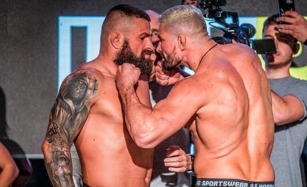 Attila Végh vs Karlos Vémola 