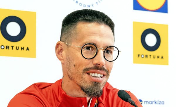 Marek Hamšík na tlačovej konferencii.