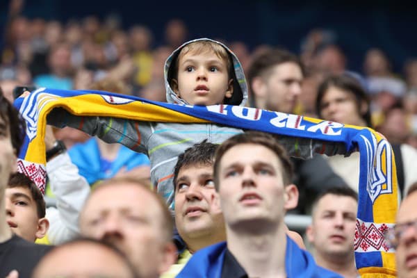 Mladý fanúšik Ukrajiny na zápase so Slovenskom