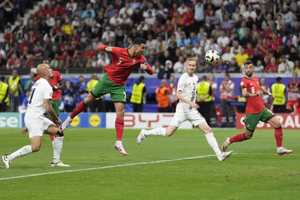 Portugalci zdolali Slovinsko 1:0 po pokutových kopoch.