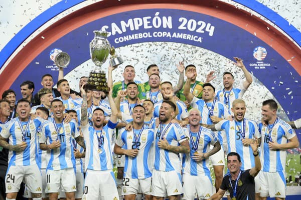 Futbalisti Argentíny získali rekordný šestnásty titul Copa America, čím sa osamostatnili na čele historického rebríčka pred Uruguajom.