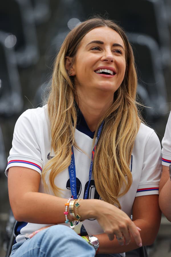 Dani Dyer, priateľka Jarroda Bowena